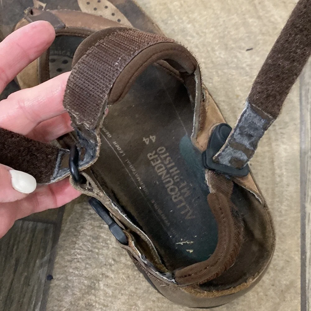 Mephisto allrounder brown leather sandals size 10.Eur44